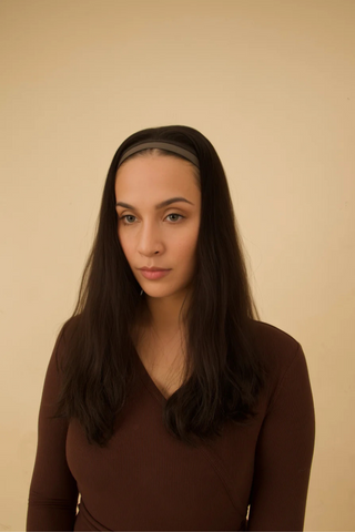 Dark color bandfall wig, 23 inches long, ideal for versatile and chic wear.